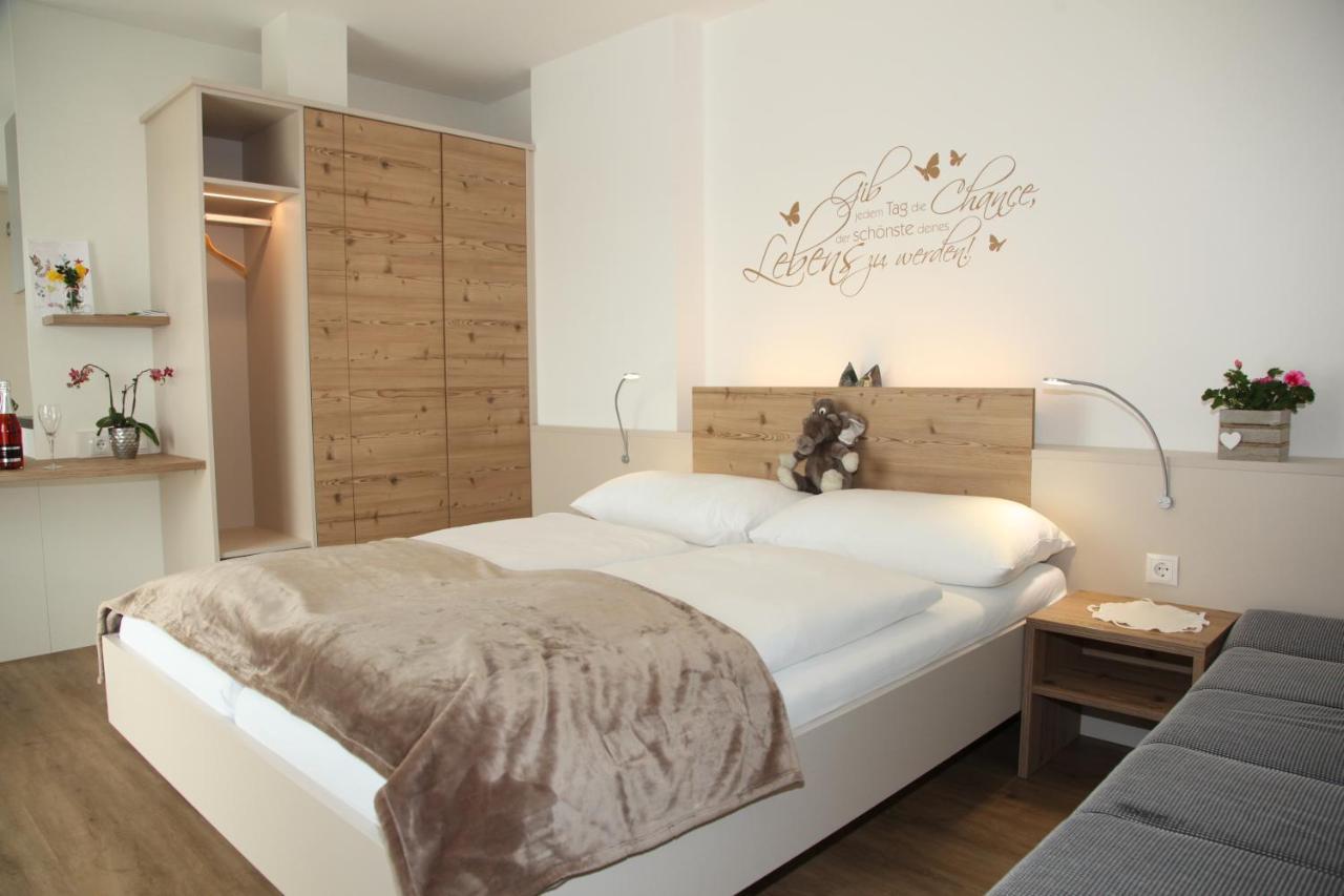 Hotel & Fruehstueckspension Raabtal Feldbach  Exterior photo
